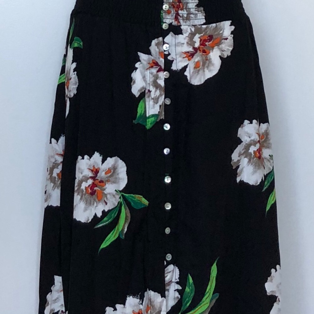 Floral Maxi Skirt - Picture 6 of 6